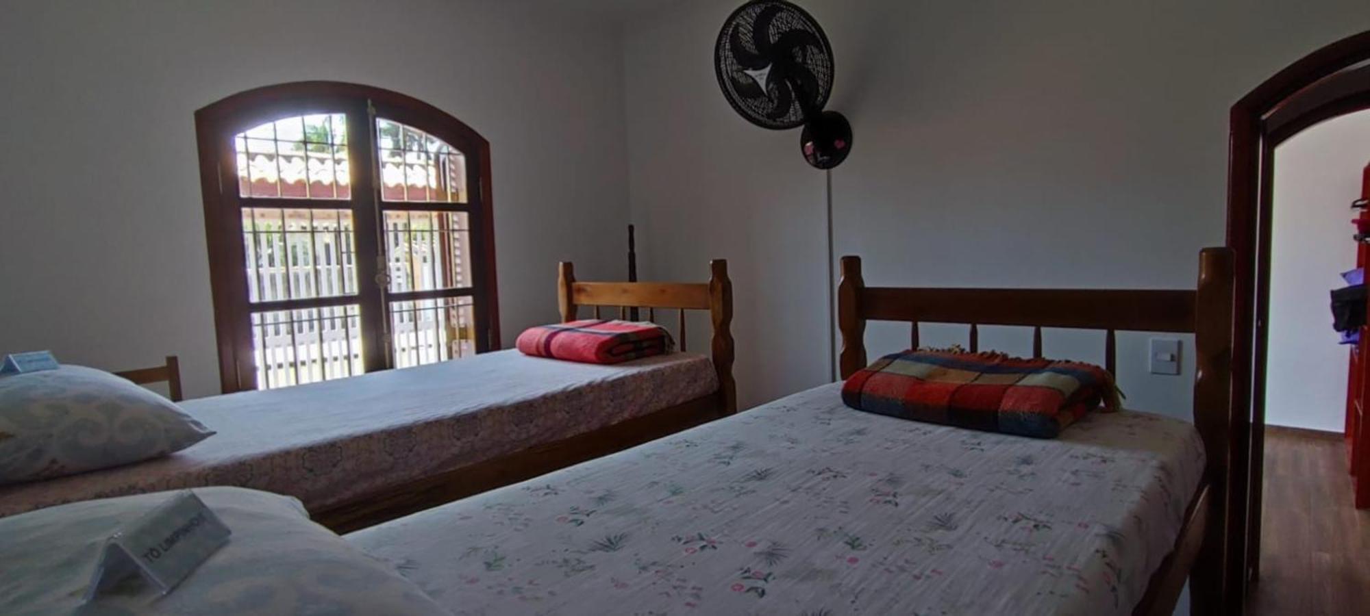 Casa Rosa De Peruibe - Casa De Temporada 3 Dormitorios, 10 Hospedes, Piscina, Wi-Fi, Netflix, 800 Metros Da Praia Kültér fotó
