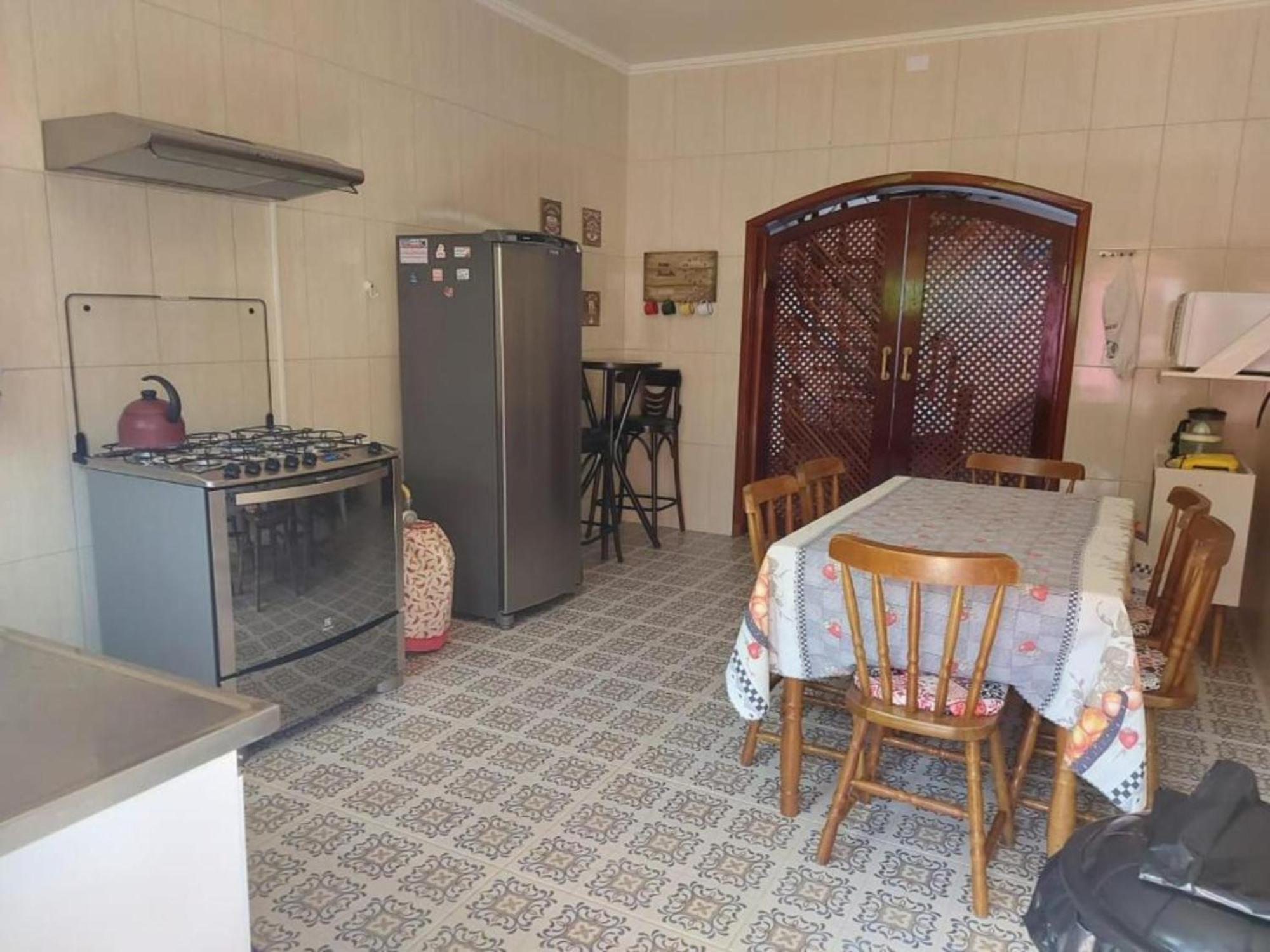 Casa Rosa De Peruibe - Casa De Temporada 3 Dormitorios, 10 Hospedes, Piscina, Wi-Fi, Netflix, 800 Metros Da Praia Kültér fotó